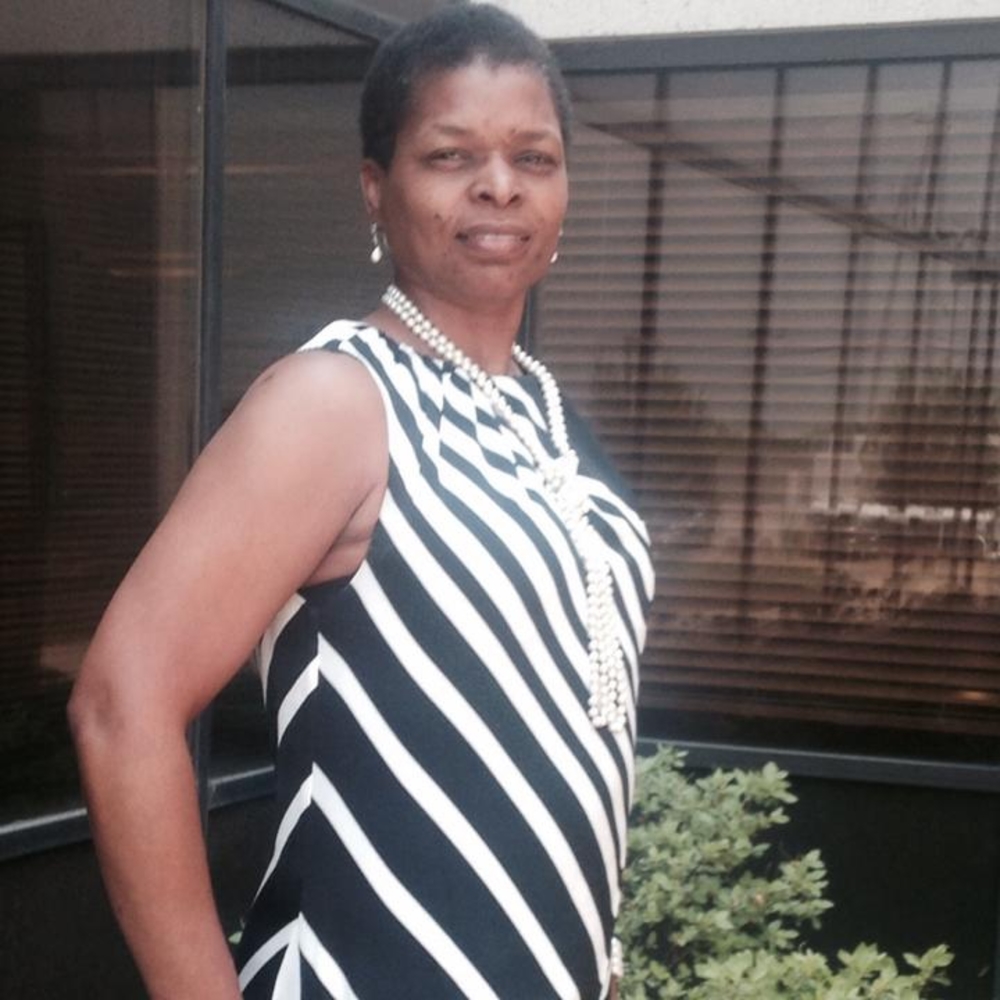 Meet your Posher, Lorraine